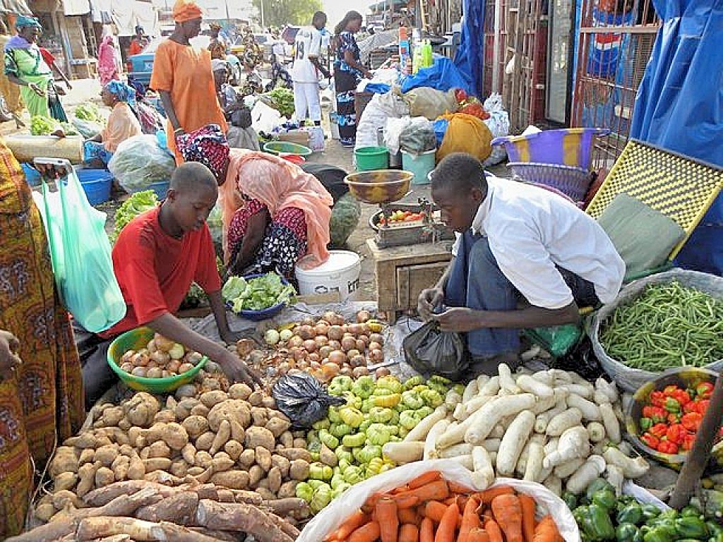 Dans un recoin du marché de Kaolack.